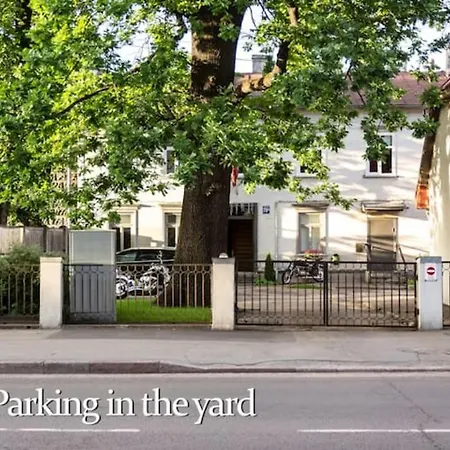 Vintage , Free Parking , Self Check-in Riga