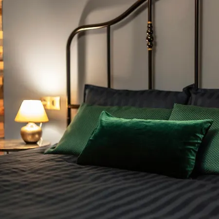Apartment Vintage , Free Parking , Self Check-in *