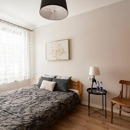 Vintage , Free Parking , Self Check-in *