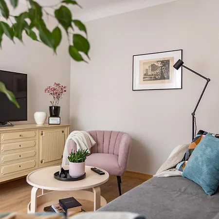 Vintage , Free Parking , Self Check-in Apartment Riga