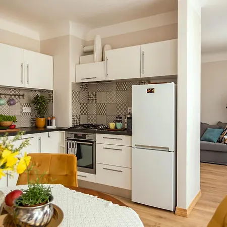 Vintage , Free Parking , Self Check-in *