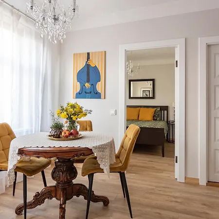 Vintage , Free Parking , Self Check-in Appartement *