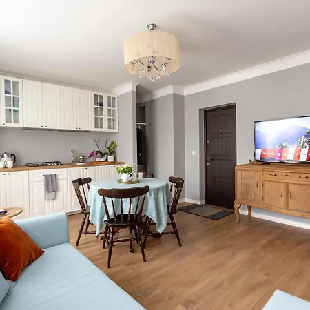Apartment Vintage , Free Parking , Self Check-in Riga