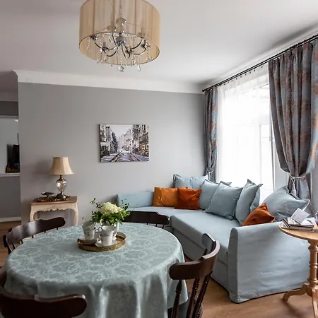 Vintage , Free Parking , Self Check-in *