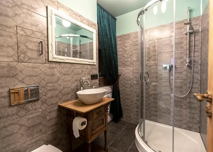 Apartment Vintage , Free Parking , Self Check-in Riga