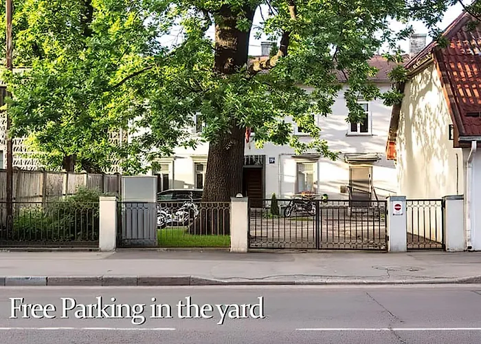 Apartment Vintage , Free Parking , Self Check-in Riga