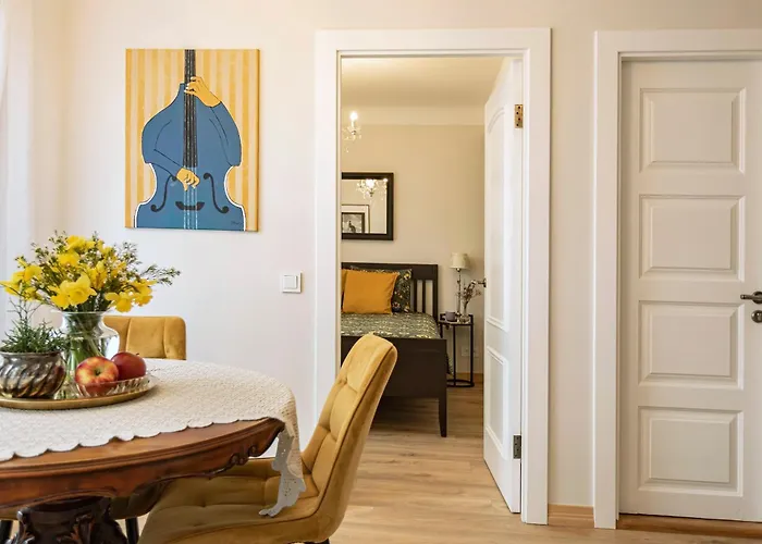 Vintage , Free Parking , Self Check-in *