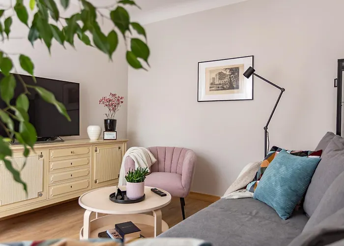 Vintage , Free Parking , Self Check-in Apartment Riga