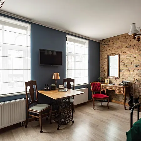 Vintage , Free Parking , Self Check-in * Riga